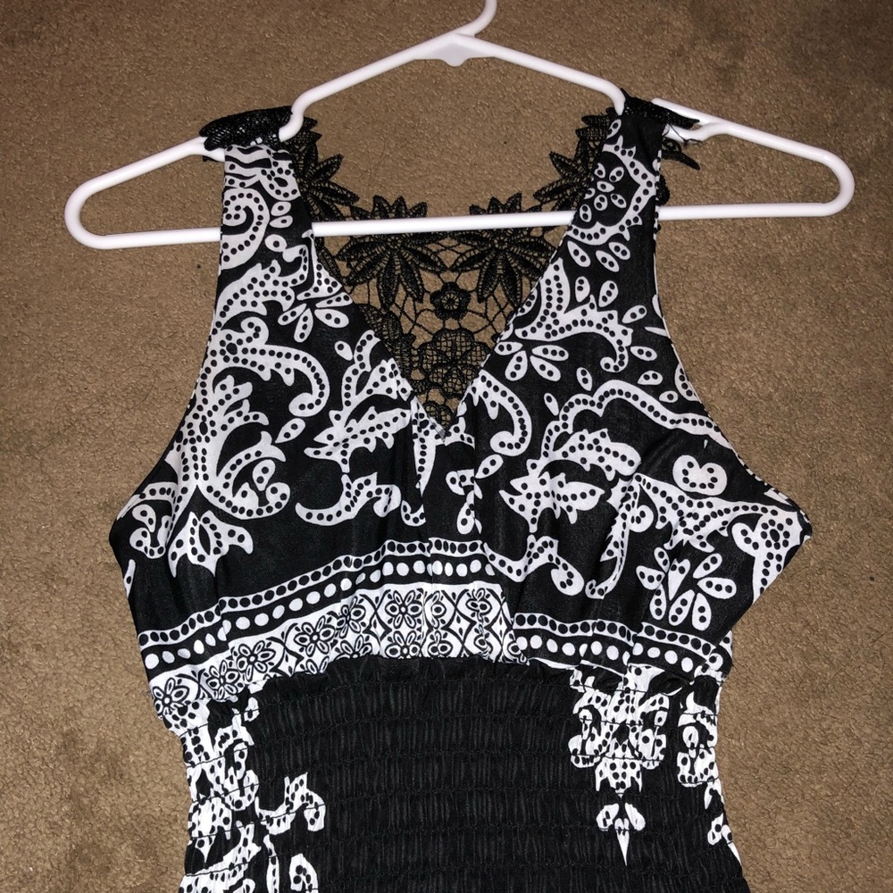 Dress - Picture 3 of 4